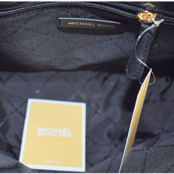 Michael Kors Crossbody Daria Large Triple Compartment Black Leather Satc… - Picture 11 of 11